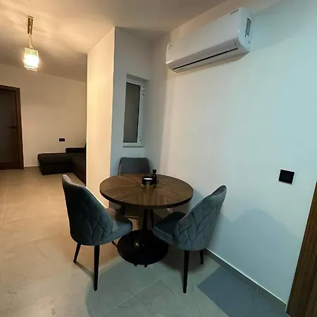 Apartment Lucas Pieta