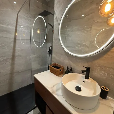 Lucas Apartment